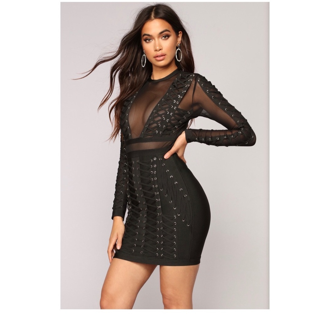 📌📌SOLD📌📌 Bandage Dress L (NWT)